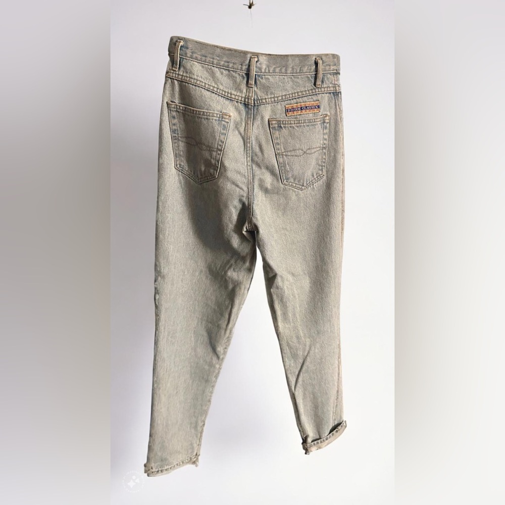 VINTAGE 90s Mom Jeans - Embroidered